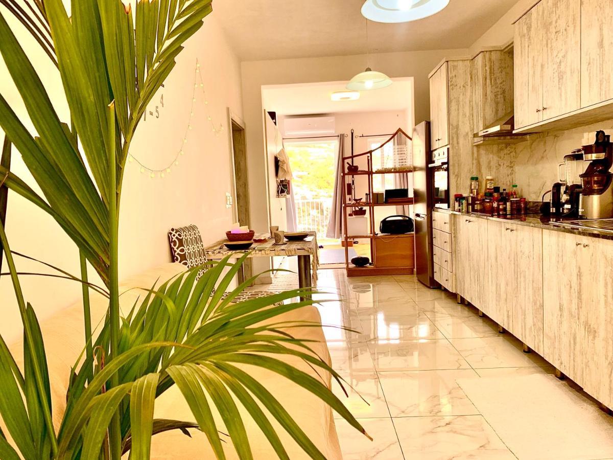 Private Bedroom With Balcony In A Shared Apartment At The Bay Of Xlendi Εξωτερικό φωτογραφία